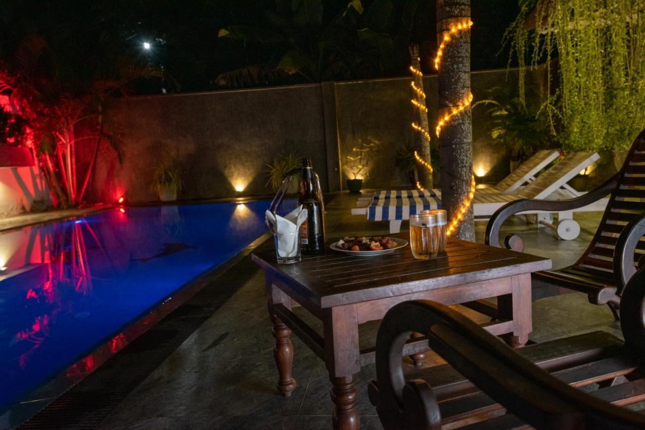 Avon Villa Hikkaduwa Esterno foto