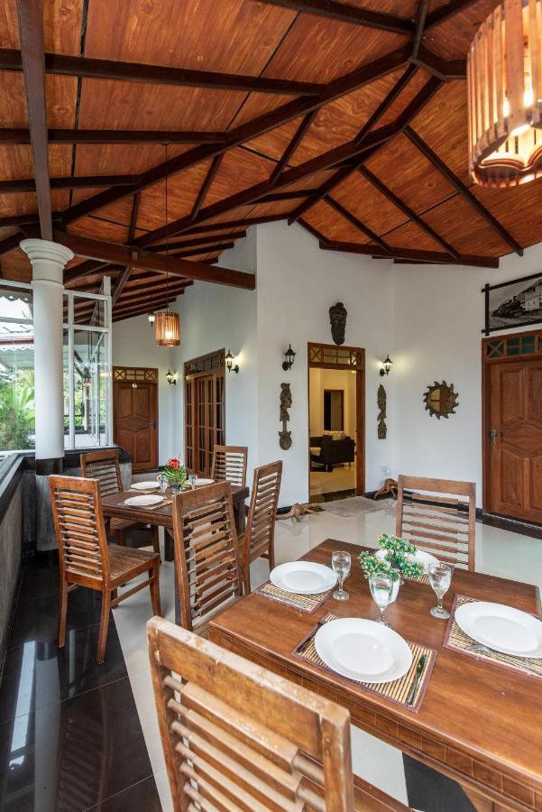 Avon Villa Hikkaduwa Esterno foto