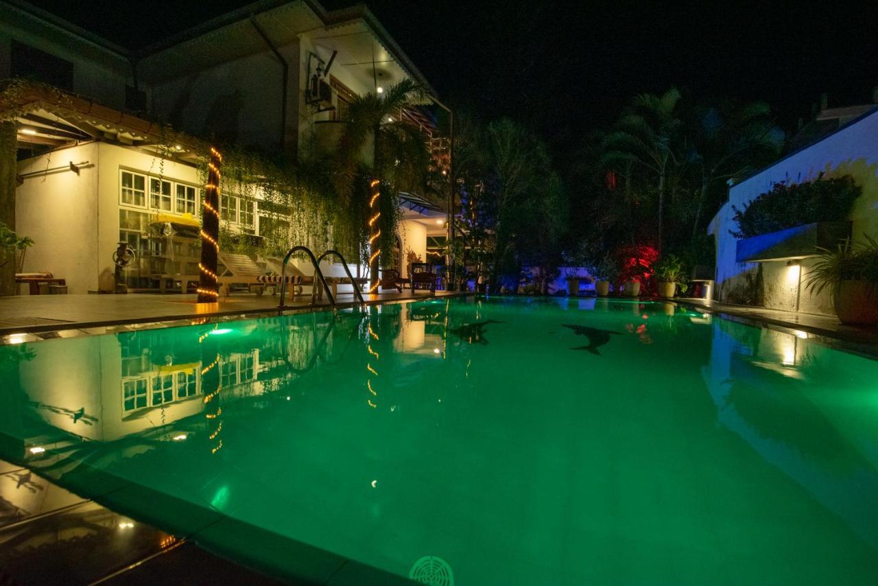 Avon Villa Hikkaduwa Esterno foto