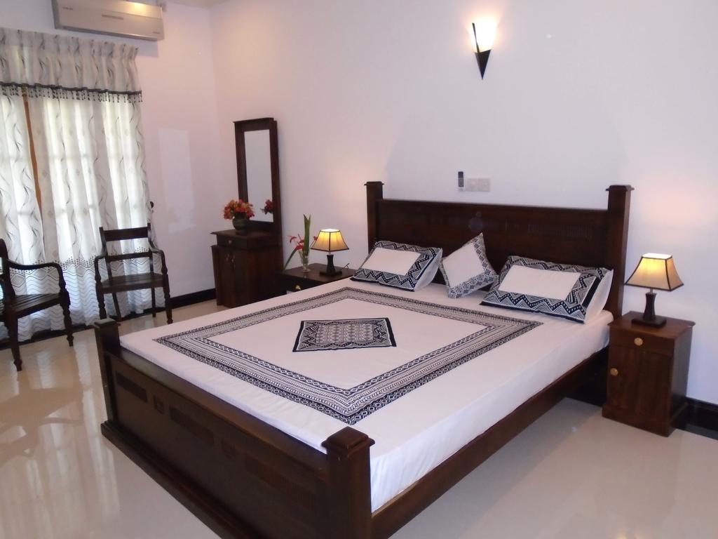 Avon Villa Hikkaduwa Camera foto